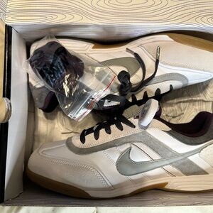 New Nike SB dunks Sample Pair